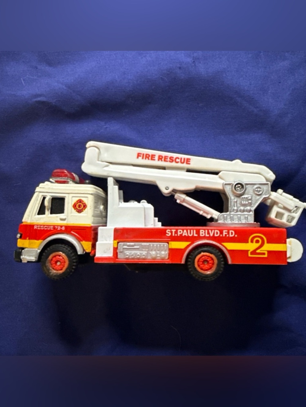 G.F. FIRE RESCUE 72-6 ST. PAUL BLVD. FIRE DEPARTMENT #2 TOY TRUCK •READ•